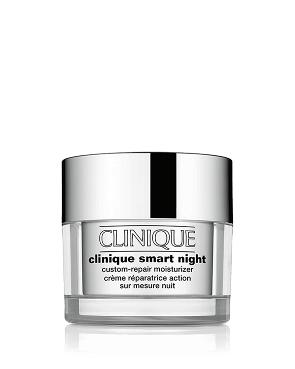 Clinique Smart™ Night Custom-Repair Moisturizer, Onze smart nachtcrème, doeltreffend voor alle tekenen van veroudering.